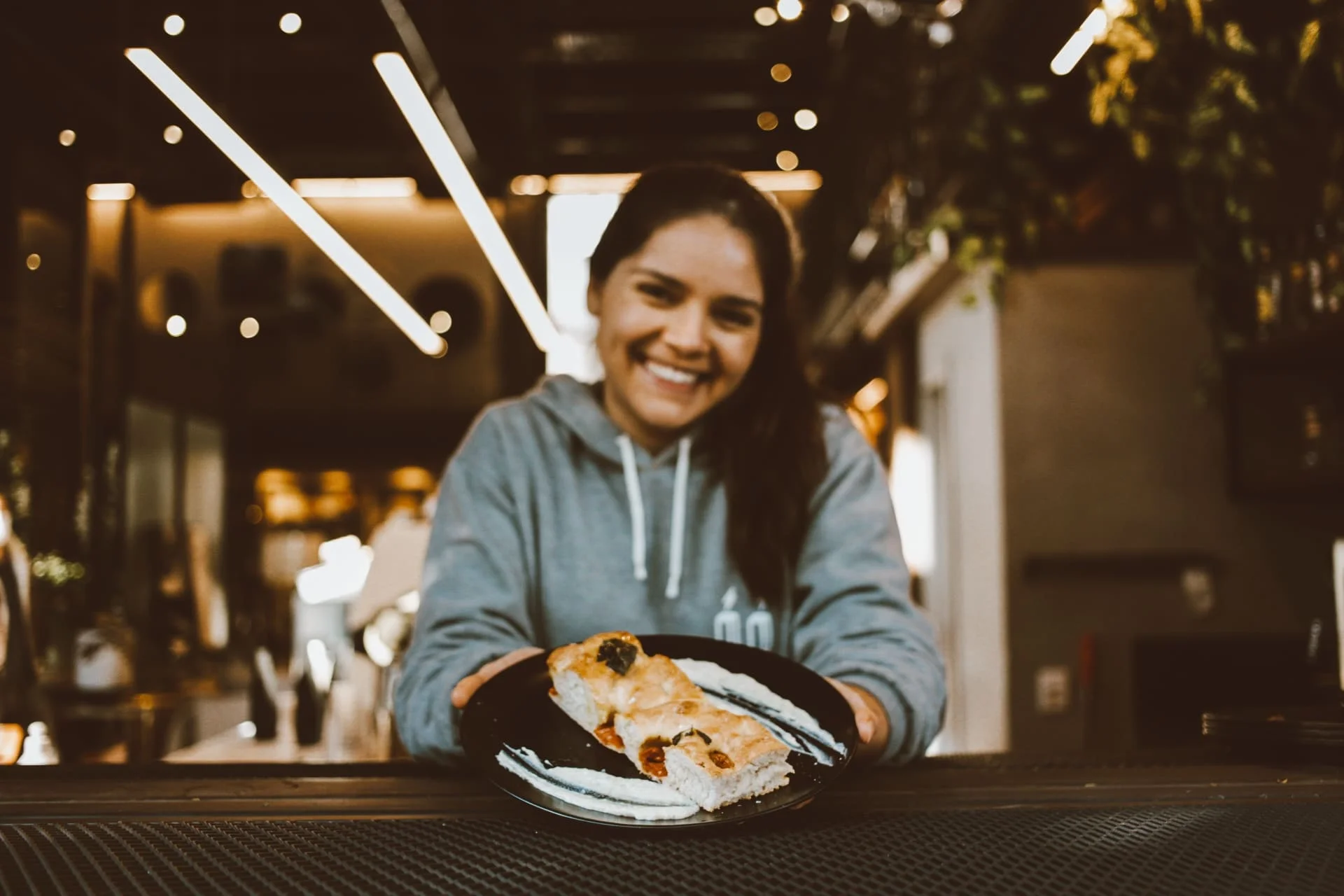 CAFETERIA? Qual é o significado e a tradução de CAFETERIA?